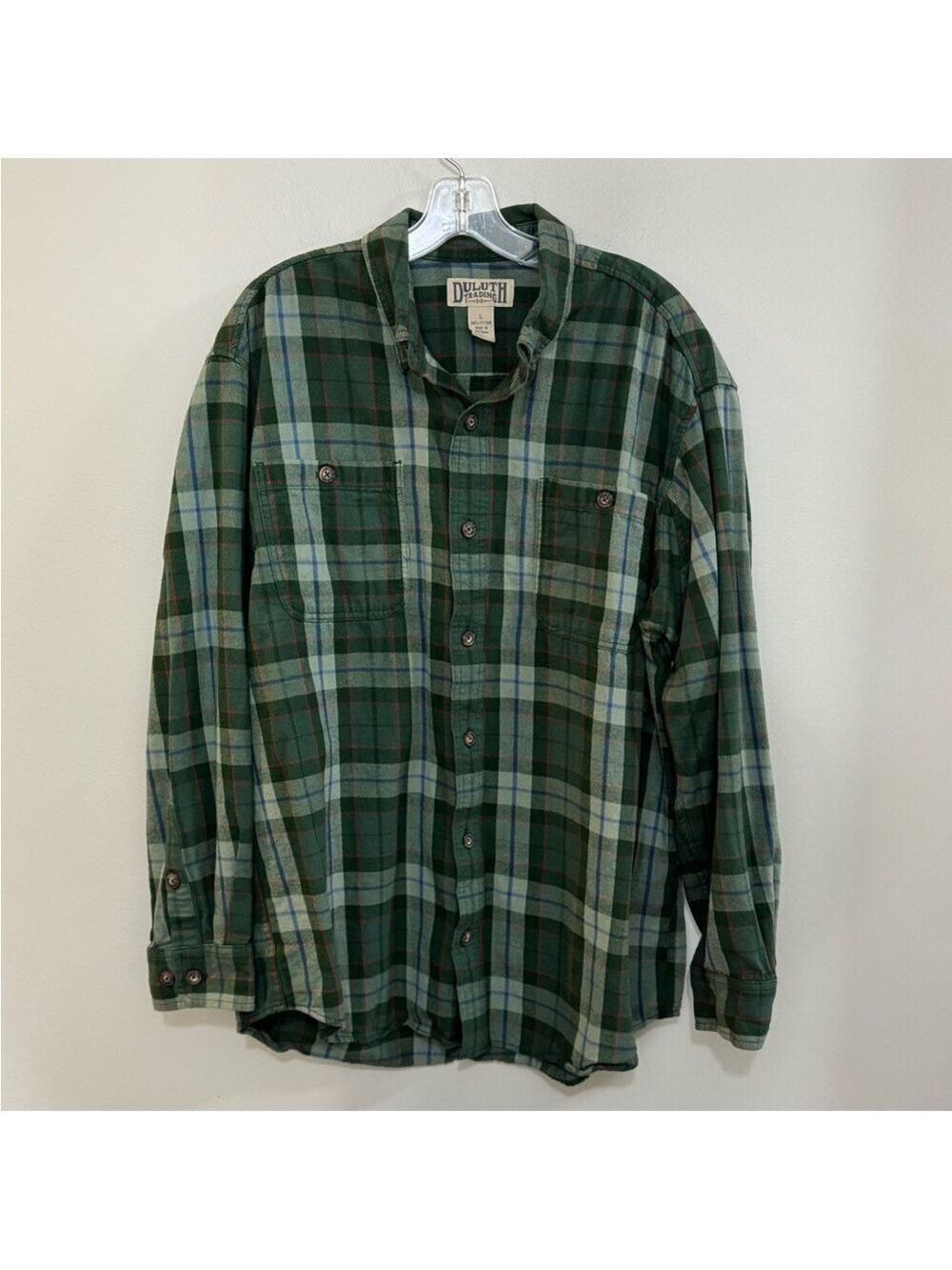 Men's Duluth Trading Co. Button Down Green Plaid Flannel Shirt. Size Large